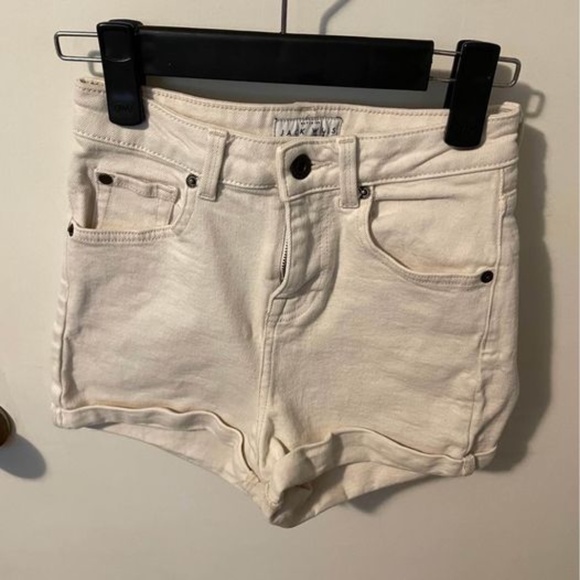 Jack Wills Off white shorts - Picture 1 of 3